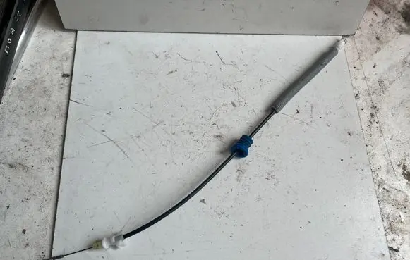 Skoda Citigo Rear door cable line 