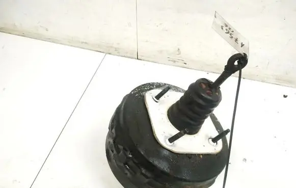 Jeep Grand Cherokee (WJ) Brake booster