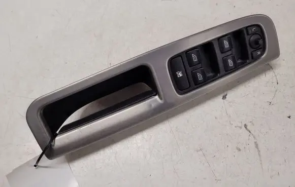 Volvo V50 Electric window control switch 8663817 30710787