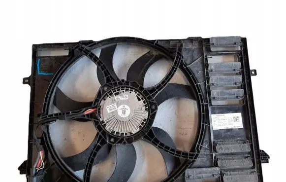Volkswagen Multivan T6 Electric radiator cooling fan 7E0121207E