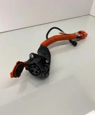 Nissan Leaf I (ZE0) Electric car charge socket 73LA2000