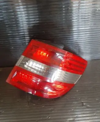 Mercedes-Benz B W245 Rear/tail lights A1698202664