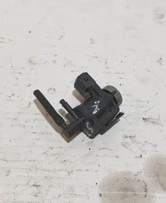 Audi A6 S6 C5 4B Turbo solenoid valve 1J0906283A
