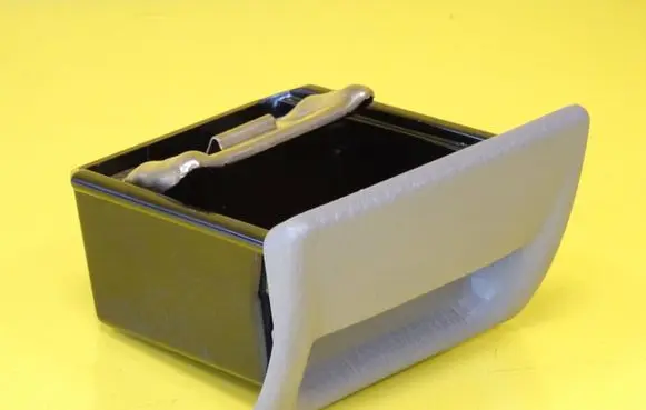 Car ashtray