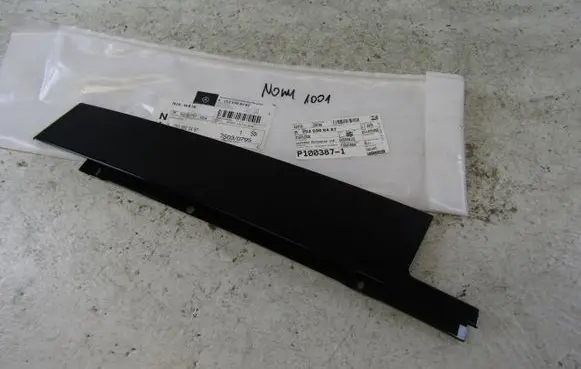 Mercedes-Benz GLC X253 C253 Other rear door trim element A2536900487