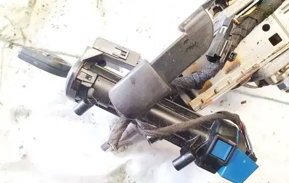 Ford Focus Ignition lock b736m