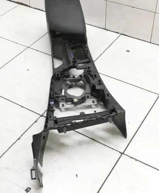 BMW 1 F20 F21 Center console 105036796 9207326 51169207326