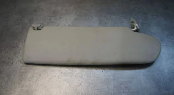 Volkswagen Transporter - Caravelle T5 Sun visor