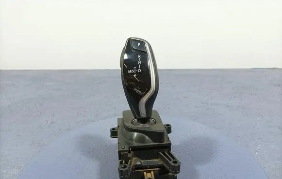 Audi A4 S4 B7 8E 8H Gear shift rod 9458747