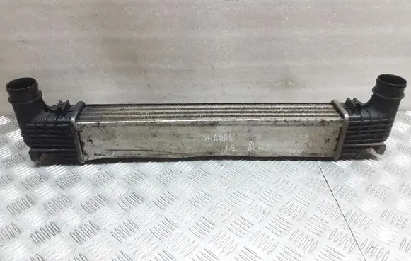 Volkswagen Sharan Intercooler radiator 7M0145805