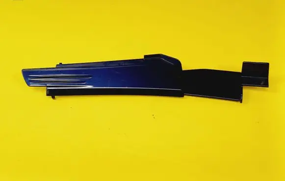 Opel Zafira B Front arch trim 13142287