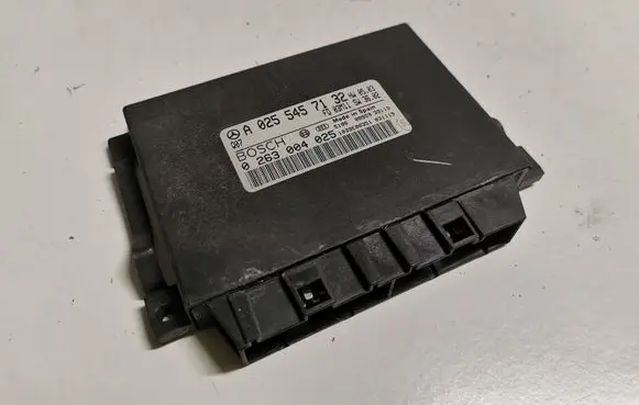 Mercedes-Benz E W211 Parking PDC control unit/module A0255457132