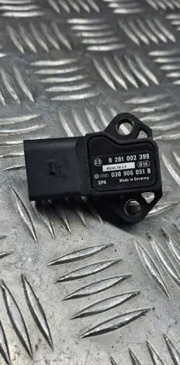 Opel Zafira B Air pressure sensor 038906051B 0281002393 45063AL3