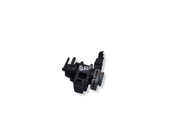 Nissan Qashqai Turbo solenoid valve 8200575400