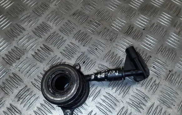Ford Focus C-MAX Clutch master cylinder S4MZD A785206