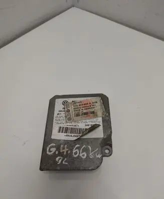 Volkswagen Golf IV Airbag control unit/module 1C0909605A02B C0909605