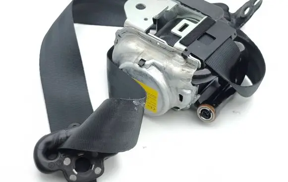 Jaguar I-Pace Rear seatbelt J9D3611B68AD 34244133F D8PVJ20314