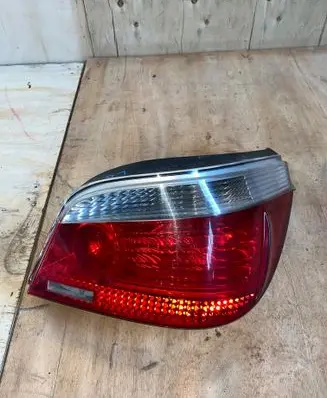 BMW 5 E60 E61 Rear/tail lights 6910768 2VF008679067