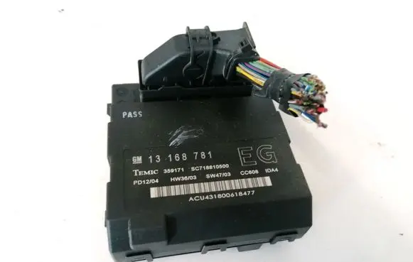 Opel Signum Comfort/convenience module 13168781 SC718810500