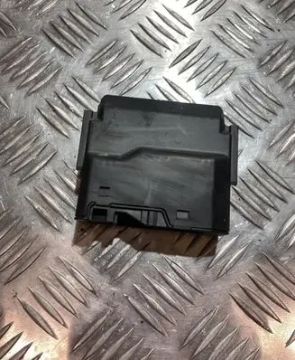 Toyota Yaris XP210 Battery control module 82644-K0050