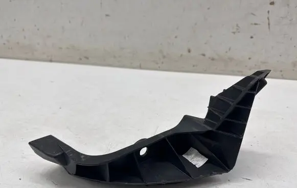 Seat Arona Rear bumper mounting bracket 6F9807378D
