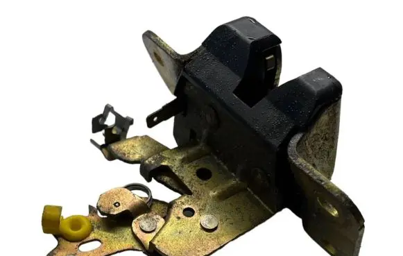 Mitsubishi Space Star Tailgate/trunk/boot lock/catch/latch