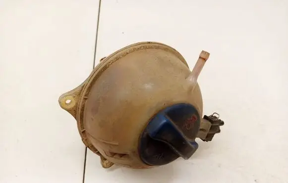 Volkswagen PASSAT B4 Coolant expansion tank/reservoir 1H0121407A