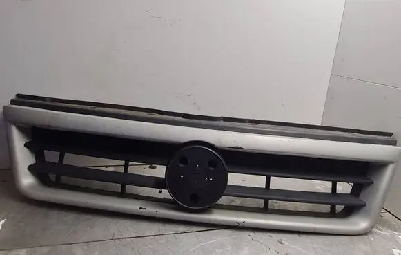 Fiat Ducato Front bumper upper radiator grill LS132915801 ST3157