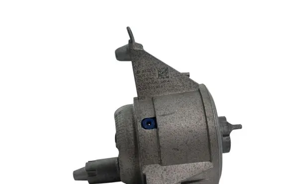 Mercedes-Benz C W206 Engine mount bracket A2062400001