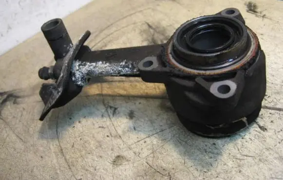 Ford Focus Clutch release bearing slave cylinder LUK4564AC AF227082