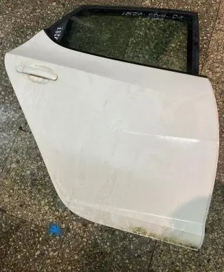 Seat Ibiza III (6L) Rear door