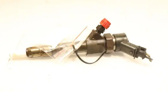 Renault Laguna II Fuel injector 0445110021