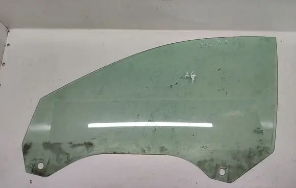 Audi A6 S6 C5 4B Front door window glass four-door