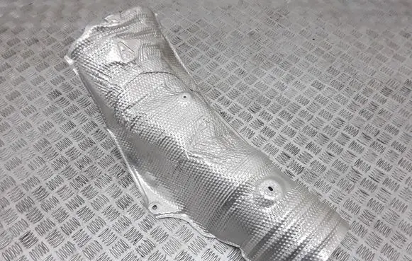 Lexus CT 200H Exhaust heat shield