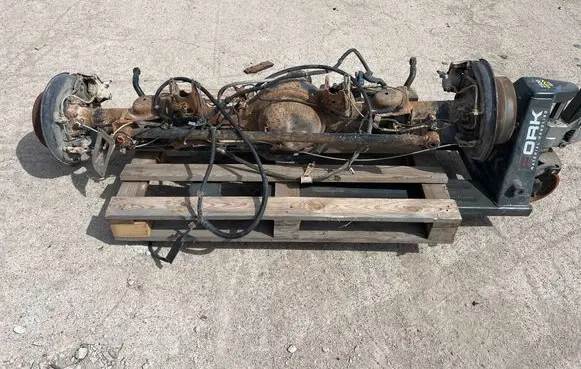 Toyota Land Cruiser (J100) Rear axle beam with reductor 