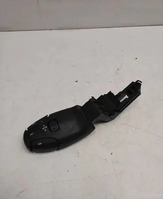 Multifunctional control switch/knob