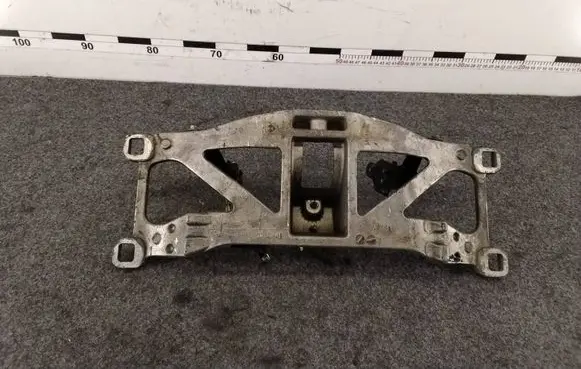 Jaguar XF X250 Gearbox mounting bracket 4R835060AD