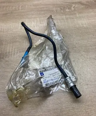Opel Corsa C Fuel line pipe 55555611