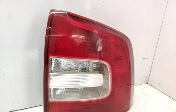Skoda Octavia Mk2 (1Z) Rear/tail lights 1Z9945258 156651917RB