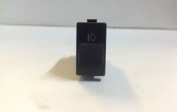 Fog light switch