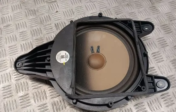 Audi A4 S4 B9 8W Subwoofer speaker 8W5035412