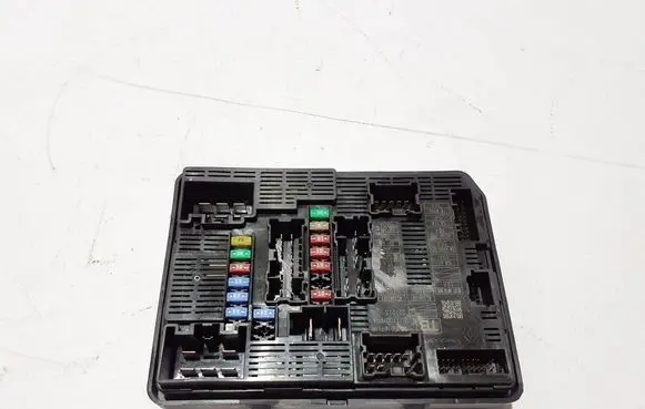 Renault Kangoo III Fuse module 284B66911R