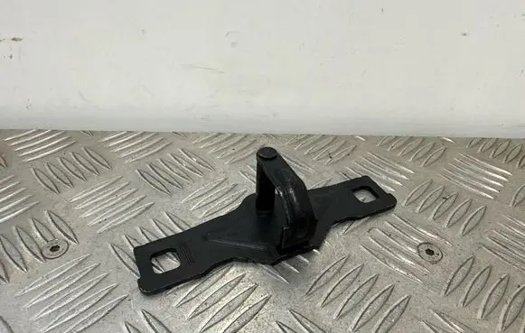 Audi A6 S6 C8 4K Loading door lock loop/hook striker 8W5827507