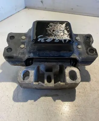 Audi A3 S3 8P Engine mount bracket 1K0199555
