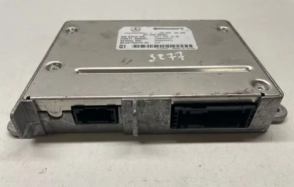 Mercedes-Benz E W211 Bluetooth control unit module 2118701885 A2118701885