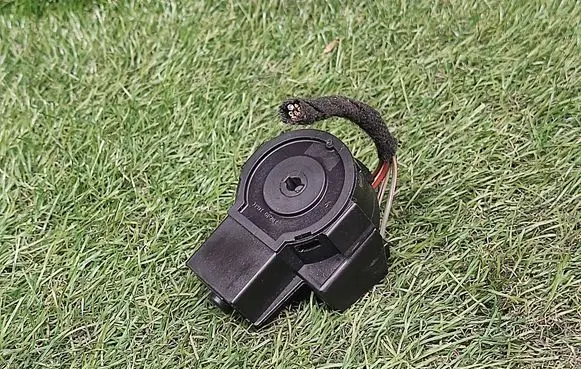 Ford Focus Ignition lock contact DG9T11572AA