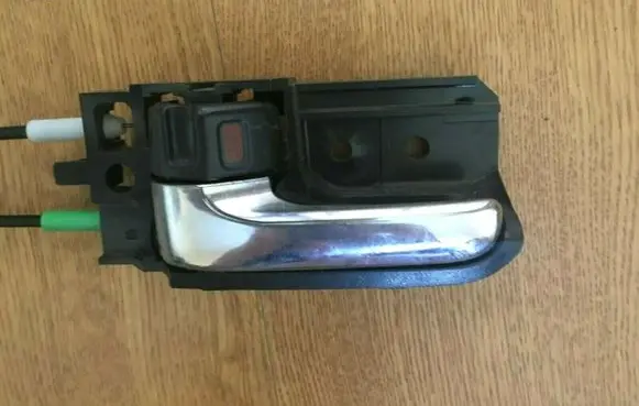 Toyota Avensis T250 Front door interior handle 50594A1