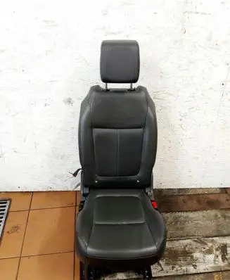 Peugeot 5008 Second row seats 