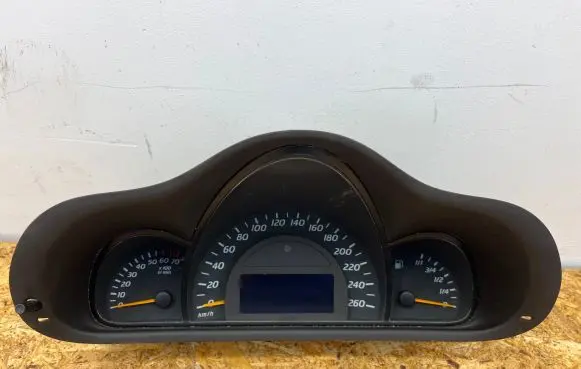 Mercedes-Benz C W203 Speedometer (instrument cluster) 87001439