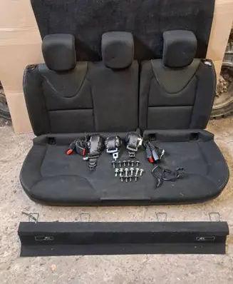 Renault Clio IV Second row seats 